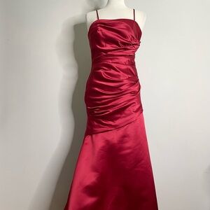 WTOO by WATTERS & WATTERS Asymmetric Ruched Bodice Sleeveless Bridesmaid Dress